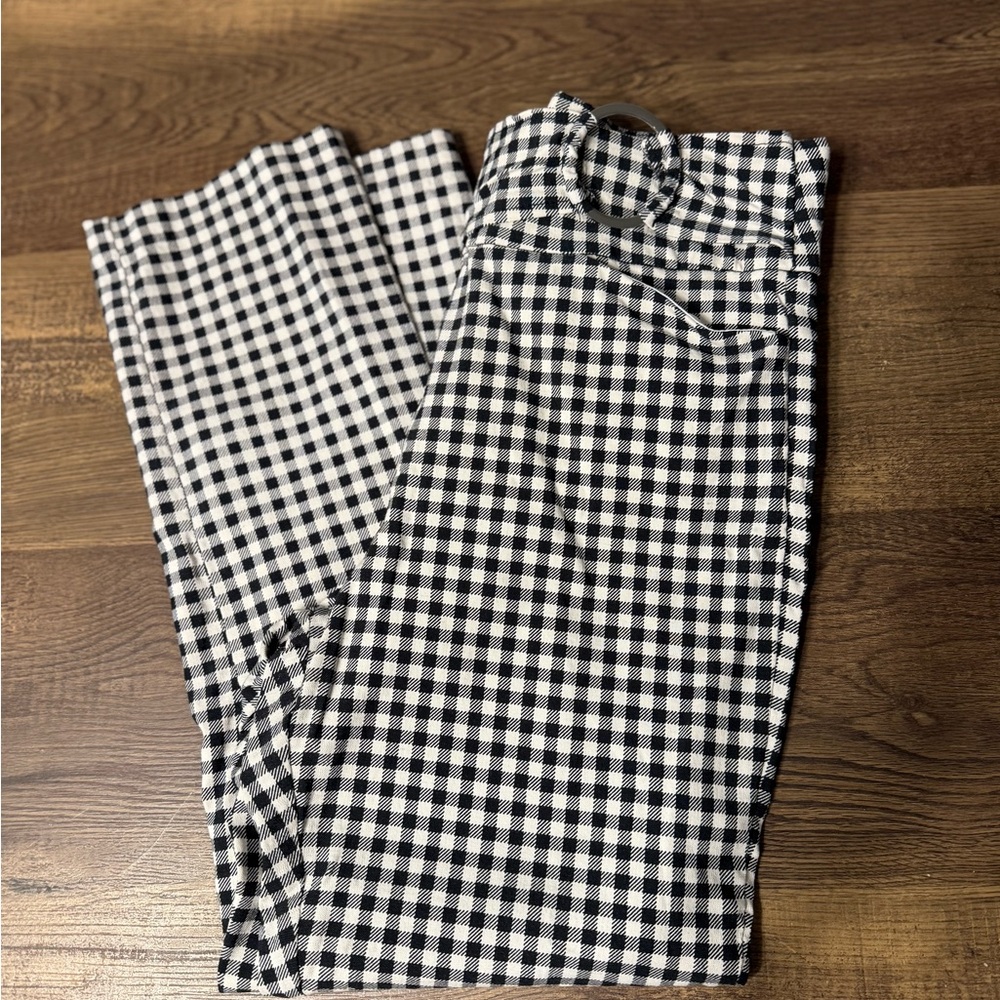 Maurices Black and White Checkered Skinny Crop Pants